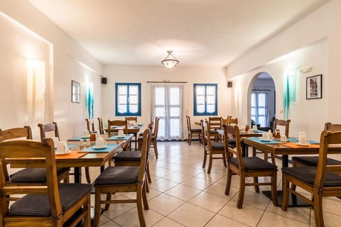 Irigeneia Hotel Hotel in Perissa