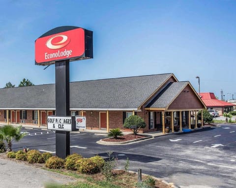 Econo Lodge Santee Hotel in Santee