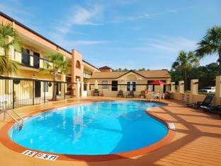 Quality Inn & Suites Aiken East Hotel in Aiken