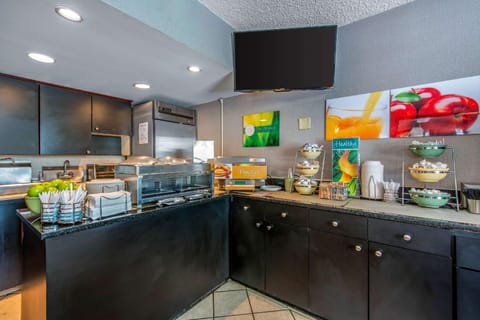 Quality Inn Savannah Historic District Hotel in Savannah