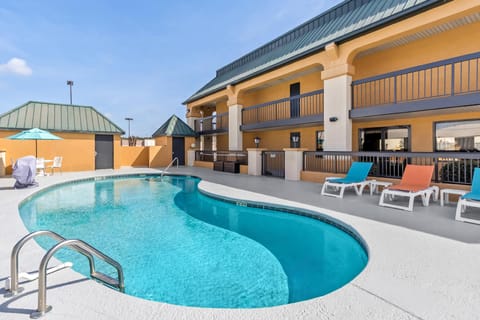 Private pool