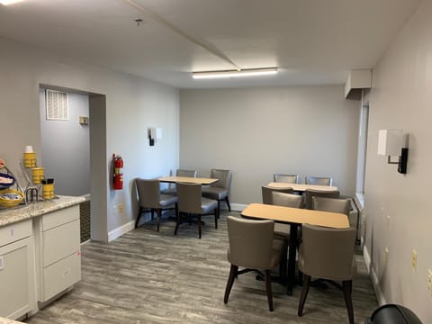 Days Inn by Wyndham Thomson Hotel in South Carolina