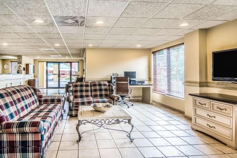 Baymont by Wyndham N Myrtle Beach/Park & Sports Complex Area Hotel in North Myrtle Beach