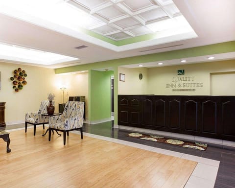 Quality Inn & Suites near Six Flags - Austell Hotel in Lithia Springs