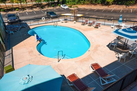 Quality Inn & Suites near Six Flags - Austell Hotel in Lithia Springs