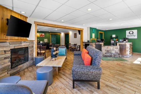 Quality Inn Downtown Helen Hotel in Helen