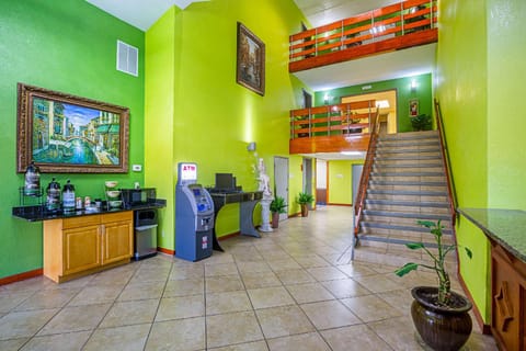 Quality Inn & Suites near Six Flags East Hotel in Mableton