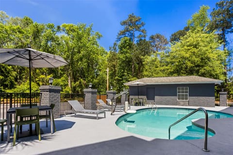 Spark by Hilton Bluffton Hilton Head Island Hotel in Bluffton