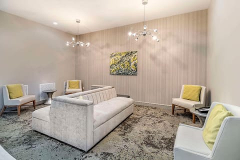 Comfort Inn & Suites Valdosta I-75 Hotel in Valdosta