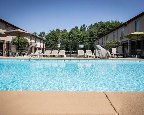 Quality Inn Columbia Airport Hotel in West Columbia