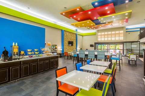 Quality Inn Atlanta Northeast I-85 Hotel in Chamblee