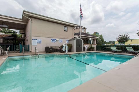 Quality Inn Goose Creek - Charleston Hotel in Goose Creek