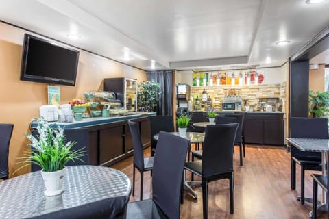 Quality Inn Goose Creek - Charleston Hotel in Goose Creek