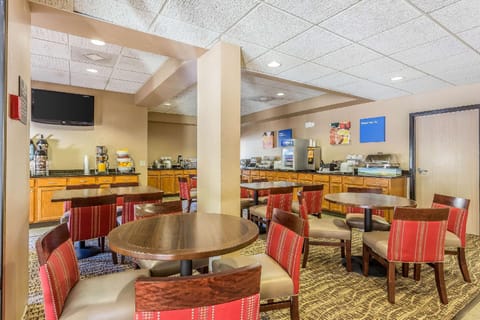 Quality Inn Summerville-Charleston Hotel in Summerville