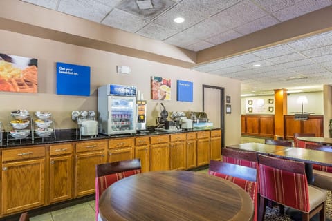 Quality Inn Summerville-Charleston Hotel in Summerville