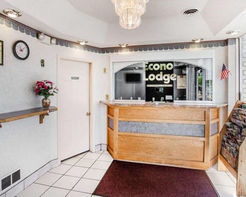 Econo Lodge McDonough South Hotel in McDonough