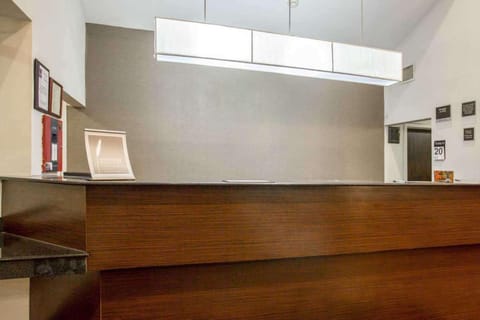 Rodeway Inn Austell Six Flags Hotel in Mableton