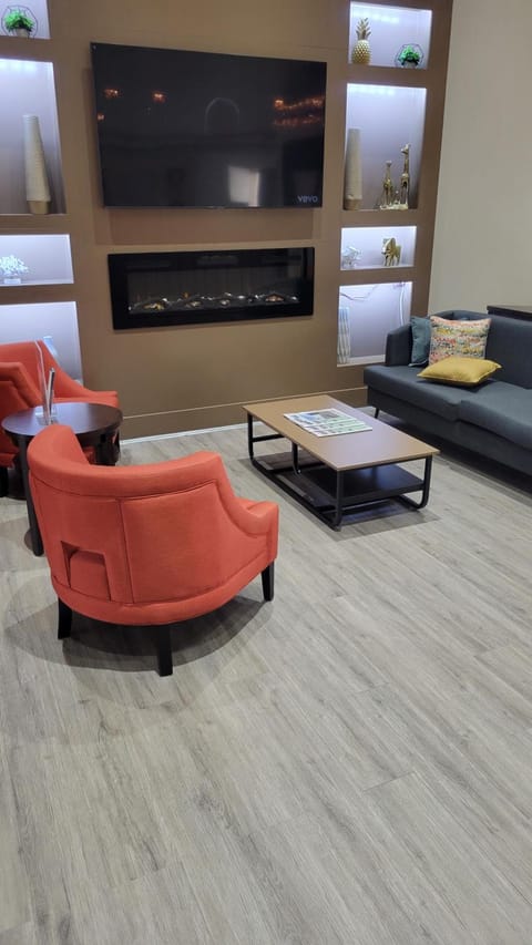 Comfort Suites Cumming-Atlanta near Northside Hospital Forsyth Hotel in Cumming