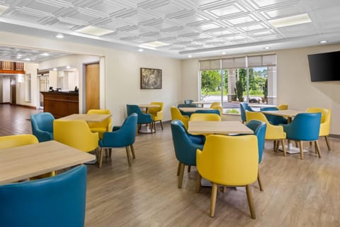 Comfort Inn & Suites Walterboro I-95 Hotel in Walterboro