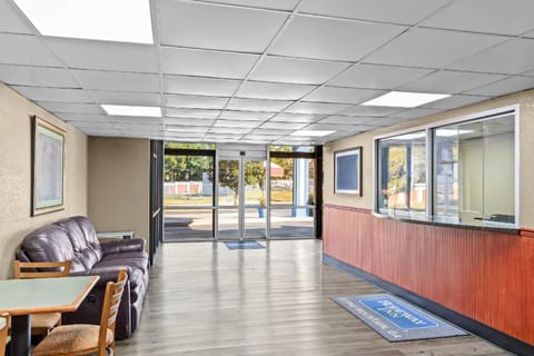 Rodeway Inn Stone Mountain Hotel in Tucker