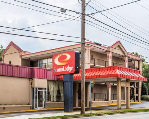 Econo Lodge Atlanta College Park Hotel in College Park
