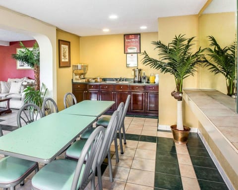 Econo Lodge Union City - Atlanta South Hotel in Union City