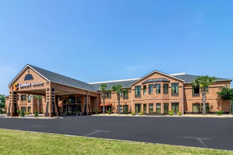 Comfort Inn & Suites Perry National Fairgrounds Area Hotel in Perry