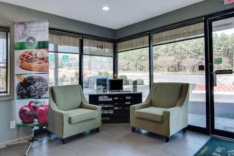 Quality Inn & Suites Athens University Area Hotel in Athens