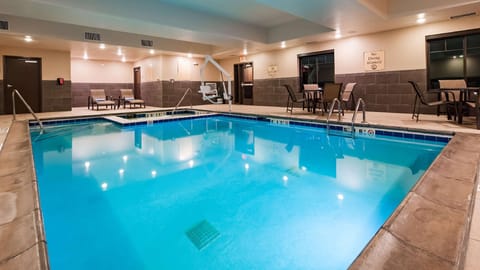 Best Western Plus Overland Inn Hotel in Nebraska