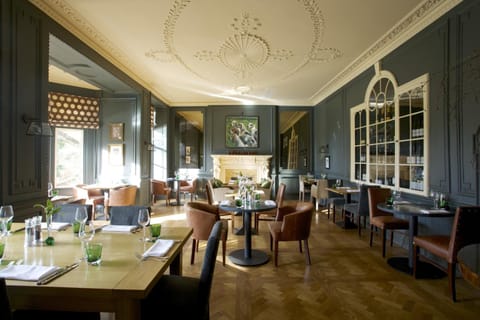 Bar/lounge