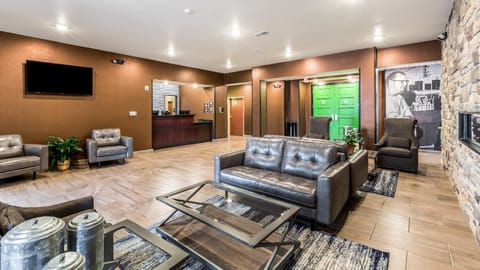 Cobblestone Hotel & Suites - Stevens Point Hotel in Stevens Point