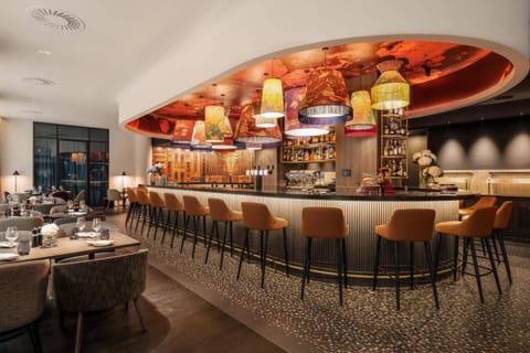 Bar/lounge