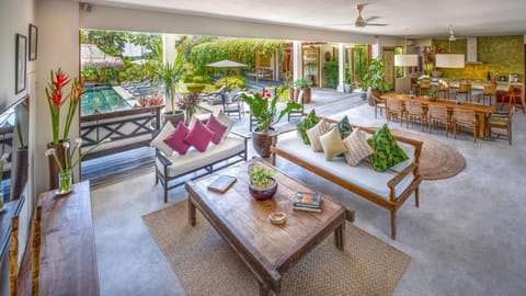 Mandalay Villas by Elite Havens Resort in Kediri