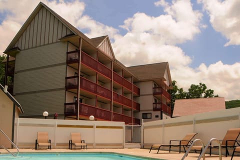 Days Inn by Wyndham Waynesville NC Hotel in Lake Junaluska