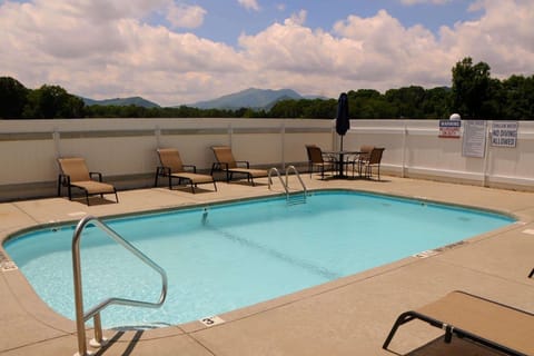 Days Inn by Wyndham Waynesville NC Hotel in Lake Junaluska