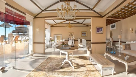 Hotel Carina (Entertainment Hotel) Hotel in Kusadasi