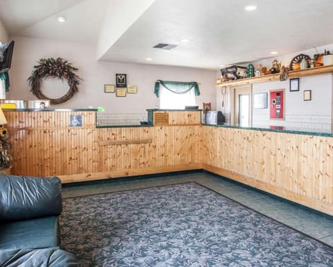 Rodeway Inn & Suites Spokane East Hotel in Spokane Valley