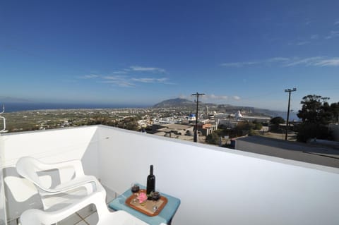 King Thiras Hotel Hotel in Thera