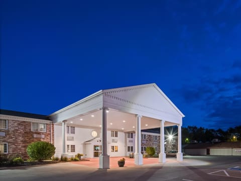 Baymont by Wyndham Bellevue/Omaha Hotel in Bellevue