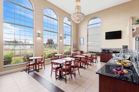 Best Western Airport Inn Hotel in Moline