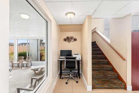 Best Western Airport Inn Hotel in Moline