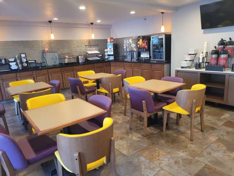 Best Western Plus Altoona Inn Hotel in Altoona