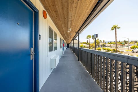 WAFER 450 Hotel Motel in Santa Clara