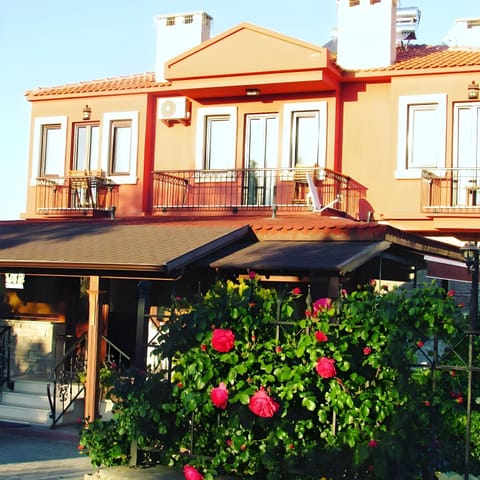 Alya Otel Hotel in İzmir Province