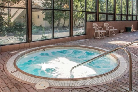 Rodeway Inn Grandville - Grand Rapids Hotel in Grandville