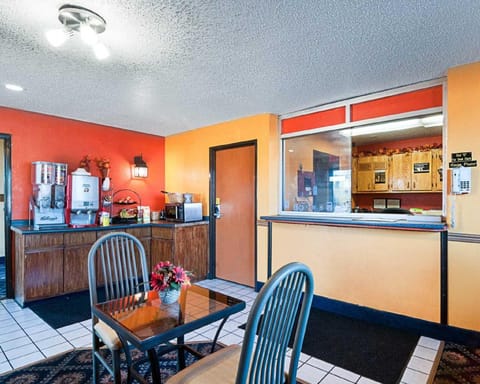 Super 8 by Wyndham Benton Harbor/St. Joseph Hotel in Michigan