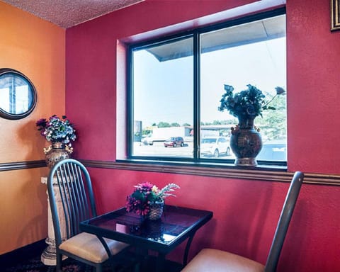 Super 8 by Wyndham Benton Harbor/St. Joseph Hotel in Michigan