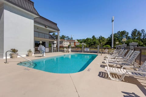 Quality Inn Walterboro I-95 Hotel in Walterboro