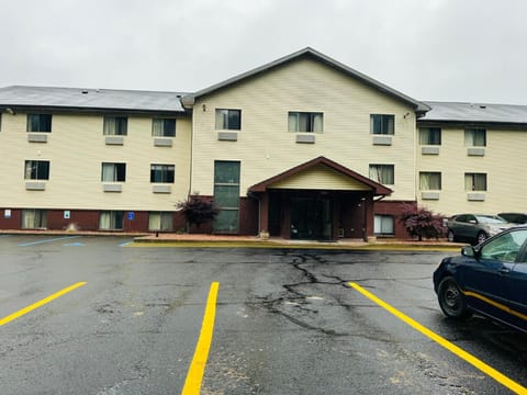 Rodeway Inn Whitehall Hotel in Wisconsin