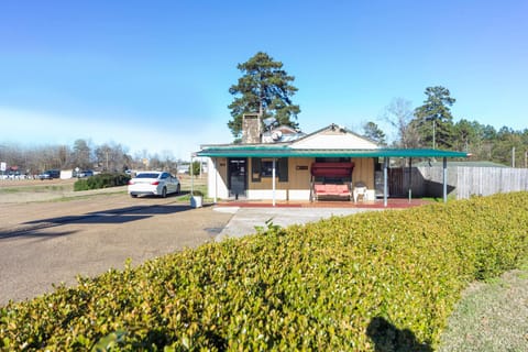 OYO Hotel Brookhaven MS Hwy 51 North Hotel in Mississippi